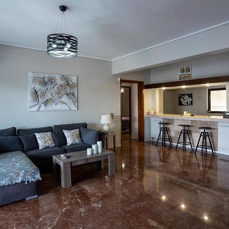 Spacious Apt! Glyfada Downtown! Next To The Beach! Apartment Athens Exterior photo